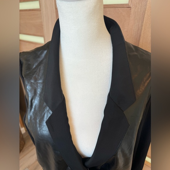 Lola & Sophie Leather Sweater Sleeve Jacket in Black - Size L - Picture 2 of 9